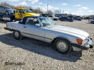 1989 Mercedes-Benz 560 Series 560SL with VIN WDBBA48D3KA097999, listed as a Copart auction lot 48649625 with 124,752 mi miles and Salvage Title. Bid and sale history available at carsss.com. Image 4.