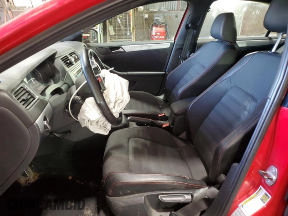 2012 Volkswagen Jetta GLI z VIN 3VW467AJ6CM420344, wystawiony jako Copart lot #56830695 z przebiegiem 146 890 mil mil oraz Szkoda całkowita • Salvage title. Historia ofert i sprzedaży dostępna na DreamBid. Obrazek 7.