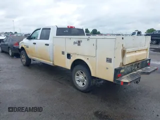 2016 Ram 2500 Tradesman with VIN 3C7WR5HT1GG183137, listed as a IAAI auction lot 42399613 with 97,975 mi miles and . Bid and sale history available at DreamBid. Image 3.