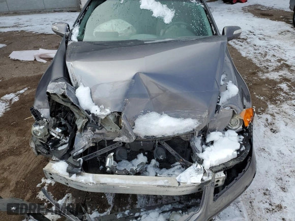 2005 Acura RL with VIN JH4KB16545C011695, listed as a Copart auction lot 44326915 with 0 mi miles and Salvage Title. Bid and sale history available at carsss.com. Image 12.