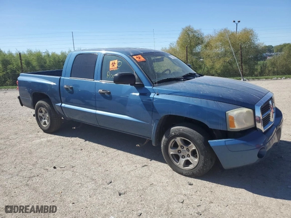 2006 Dodge Dakota SLT with VIN 1D7HE48N56S533265, listed as a Copart auction lot 73333404 with 0 mi miles and Non Repairable. Bid and sale history available at carsss.com. Image 4.