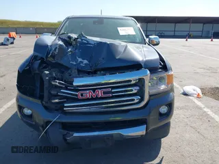 2016 GMC Canyon 4WD SLT with VIN 1GTP6DE15G1323650, listed as a IAAI auction lot 42097101 with 240,662 mi miles. Bid and sale history available at carsss.com. Image 6.