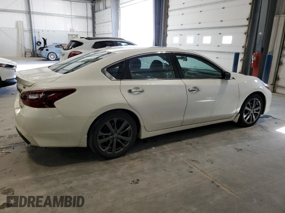 2018 Nissan Altima 2.5 SR with VIN 1N4AL3AP1JC274502, listed as a Copart auction lot 54783585 with 207,294 mi miles and Clean Title. Bid and sale history available at carsss.com. Image 3.