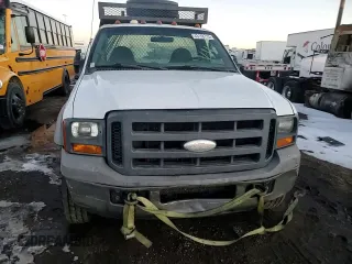 2005 Ford F-450 with VIN 1FDXF46P65ED12547, listed as a Copart auction lot 43158715 with 230,920 mi miles and Salvage title. Bid and sale history available at DreamBid. Image 10.
