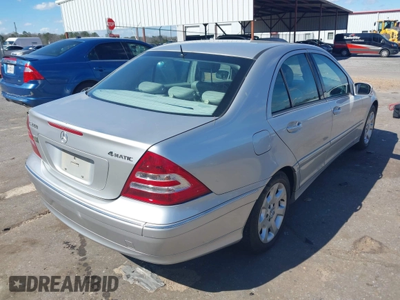 2005 Mercedes-Benz C 240 with VIN WDBRF81J95F599348, listed as a IAAI auction lot 41725376 with 210,859 mi miles and . Bid and sale history available at DreamBid. Image 4.