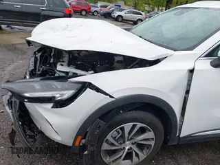 2021 Buick Envision Essence with VIN LRBFZNR45MD105813, listed as a IAAI auction lot 41968357 with 31,855 mi miles and . Bid and sale history available at carsss.com. Image 6.