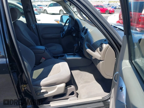 2004 Jeep Liberty Limited with VIN 1J4GL58K74W188439, listed as a IAAI auction lot 42150528 with 95,282 mi miles and . Bid and sale history available at DreamBid. Image 5.