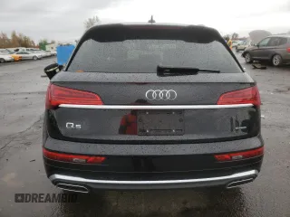 2021 Audi Q5 Premium Plus with VIN WA1E2AFY9M2039628, listed as a Copart auction lot 68333322 with 21,839 mi miles. Bid and sale history available at carsss.com. Image 6.