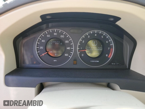 2008 Volvo V70 with VIN YV1BW982181036846, listed as a Copart auction lot 44810655 with 138,674 mi miles and Clean Title. Bid and sale history available at DreamBid. Image 9.