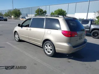 2005 Toyota Sienna XLE z VIN 5TDZA22C35S235729, wystawiony jako IAAI lot #42532095 z przebiegiem 182 328 mil mil oraz . Historia ofert i sprzedaży dostępna na DreamBid. Obrazek 3.
