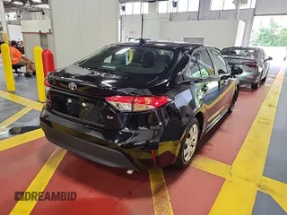 2024 Toyota Corolla LE z VIN 5YFB4MDEXRP128517, wystawiony jako IAAI lot #42852699 z przebiegiem 36 111 mil mil oraz . Historia ofert i sprzedaży dostępna na DreamBid. Obrazek 6.