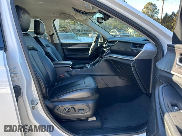 2023 Jeep Grand Cherokee Limited z VIN 1C4RJHBG4PC512012, wystawiony jako Copart lot #44384795 z przebiegiem 43 250 mil mil oraz Czysty tytuł • Clean title. Historia ofert i sprzedaży dostępna na DreamBid. Obrazek 7.