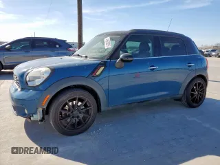 2012 MINI Countryman S z VIN WMWZC3C5XCWM27675, wystawiony jako Copart lot #49676205 z przebiegiem 111 499 mil mil oraz Szkody całkowita. Historia ofert i sprzedaży dostępna na DreamBid. Obrazek 1.