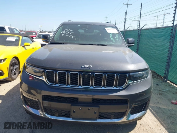2024 Jeep Grand Cherokee Limited with VIN 1C4RJKBG5R8603504, listed as a IAAI auction lot 41993298 with 33,670 mi miles and . Bid and sale history available at DreamBid. Image 6.