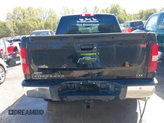 2011 Chevrolet Silverado 1500 LTZ with VIN 3GCPKTE3XBG303427, listed as a IAAI auction lot 40512927 with 211,198 mi miles and . Bid and sale history available at DreamBid. Image 16.