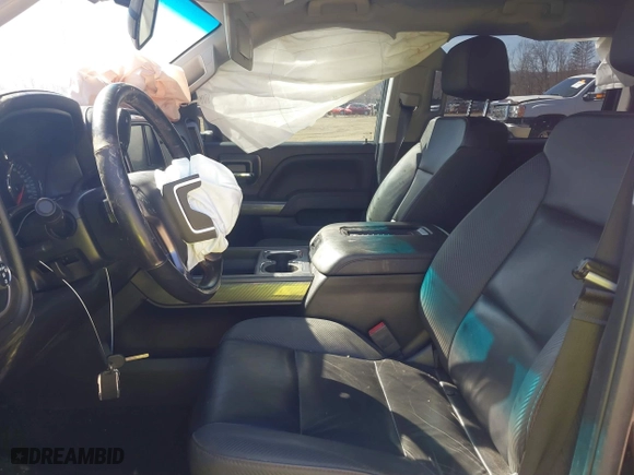 2017 GMC Sierra 2500HD SLT with VIN 1GT12TEY5HF249272, listed as a IAAI auction lot 41854590 with 134,866 mi miles. Bid and sale history available at carsss.com. Image 5.