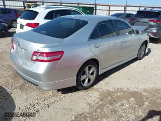 2011 Toyota Camry LE with VIN 4T1BF3EK3BU742628, listed as a IAAI auction lot 41724697 with 193,726 mi miles. Bid and sale history available at carsss.com. Image 4.