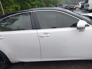 2013 Lexus ES 250 с VIN JTHBK1GG7D2028639, выставлен на аукционе IAAI как лот 42247375 с пробегом 103 996 миль миль и . История ставок и продаж доступна на DreamBid. Изображение 14.
