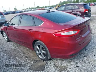 2016 Ford Fusion S z VIN 3FA6P0G70GR325773, wystawiony jako IAAI lot #42250513 z przebiegiem 167 224 mil mil oraz . Historia ofert i sprzedaży dostępna na DreamBid. Obrazek 3.
