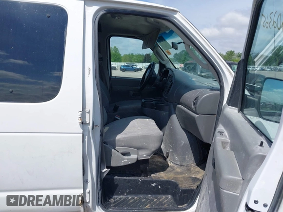 2007 Ford Econoline Cargo Commercial with VIN 1FTNE24L57DA53187, listed as a IAAI auction lot 42302365 with Not provided miles and . Bid and sale history available at DreamBid. Image 5.