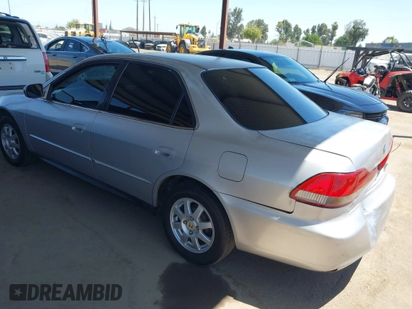 2002 Honda Accord SE z VIN JHMCG66892C011913, wystawiony jako IAAI lot #42323509 z przebiegiem 226 288 mil mil oraz . Historia ofert i sprzedaży dostępna na DreamBid. Obrazek 3.