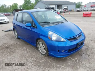 2007 Honda Fit Sport z VIN JHMGD38697S066329, wystawiony jako IAAI lot #42312163 z przebiegiem 174 935 mil mil oraz . Historia ofert i sprzedaży dostępna na DreamBid. Obrazek 1.