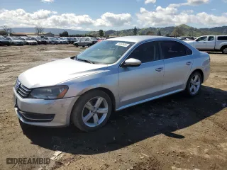 2012 Volkswagen Passat SE with VIN 1VWBP7A37CC096621, listed as a Copart auction lot 49468885 with 258,205 mi miles and Salvage Title. Bid and sale history available at carsss.com. Image 1.