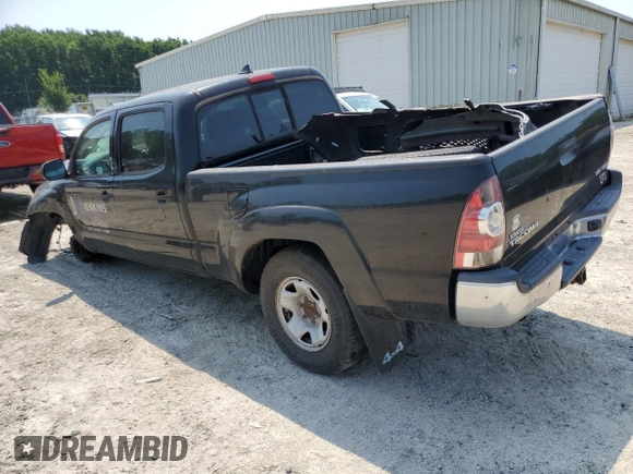 2015 Toyota Tacoma with VIN 3TMMU4FN3FM087088, listed as a Copart auction lot 63814334 with 161,947 mi miles and Salvage Title. Bid and sale history available at carsss.com. Image 2.
