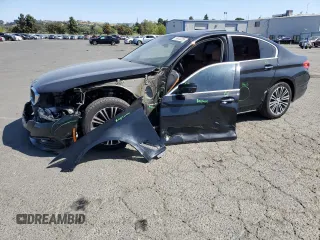 2017 BMW 5 Series 530i with VIN WBAJA5C33HG894354, listed as a Copart auction lot 58033285 with 110,589 mi miles and Salvage title. Bid and sale history available at DreamBid. Image 1.