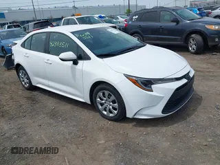 2023 Toyota Corolla LE z VIN 5YFB4MDE2PP049386, wystawiony jako IAAI lot #42393511 z przebiegiem 51 906 mil mil oraz . Historia ofert i sprzedaży dostępna na DreamBid. Obrazek 1.