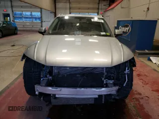 2018 Audi Q5 Premium Plus with VIN WA1BNAFY9J2010040, listed as a Copart auction lot 39768403 with 52,815 mi miles. Bid and sale history available at carsss.com. Image 5.