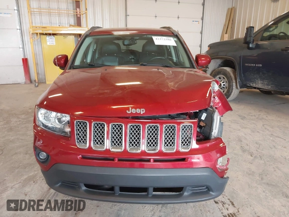 2016 Jeep Compass Latitude z VIN 1C4NJDEB5GD573256, wystawiony jako IAAI lot #42372586 z przebiegiem 47 920 mil mil oraz . Historia ofert i sprzedaży dostępna na DreamBid. Obrazek 12.