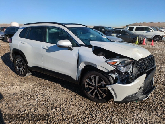 2024 Toyota Corolla Cross XLE with VIN 7MUDAABG4RV112959, listed as a Copart auction lot 50553405 with 4,204 mi miles and Salvage title. Bid and sale history available at DreamBid. Image 4.