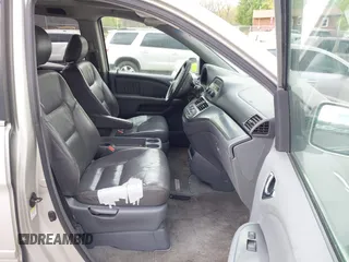 2005 Honda Odyssey EX-L with VIN 5FNRL38795B083325, listed as a IAAI auction lot 42034632 with 183,865 mi miles. Bid and sale history available at carsss.com. Image 5.