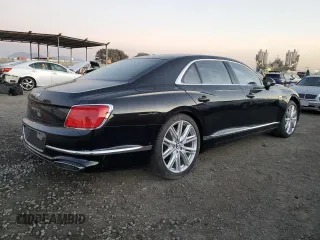 2021 Bentley Flying Spur W12 with VIN SCBBB6ZGXMC084793, listed as a Copart auction lot 85349274 with 72 mi miles and Salvage title. Bid and sale history available at DreamBid. Image 3.