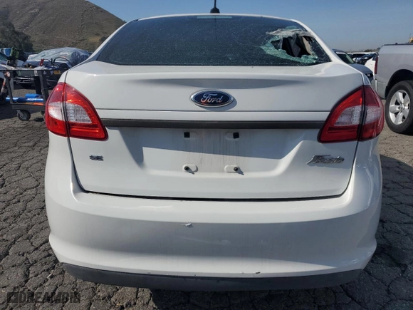 2013 Ford Fiesta SE with VIN 3FADP4BJ5DM194821, listed as a Copart auction lot 45431815 with 103,622 mi miles and Clean Title. Bid and sale history available at carsss.com. Image 6.