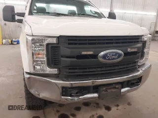 2018 Ford F-250 XL с VIN 1FTBF2B60JEC58138, выставлен на аукционе IAAI как лот 42381429 с пробегом 188 052 миль миль и . История ставок и продаж доступна на DreamBid. Изображение 18.
