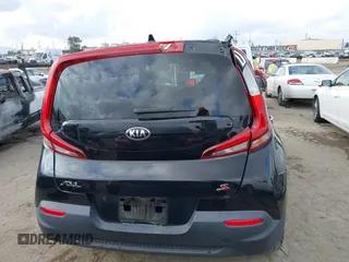 2021 Kia Soul S with VIN KNDJ23AU7M7126130, listed as a IAAI auction lot 42118112 with 21,773 mi miles and . Bid and sale history available at DreamBid. Image 16.