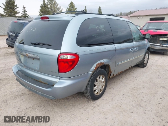 2006 Chrysler Town & Country Touring z VIN 2A4GP54L36R660084, wystawiony jako IAAI lot #42065370 z przebiegiem 236 807 mil mil oraz . Historia ofert i sprzedaży dostępna na DreamBid. Obrazek 4.