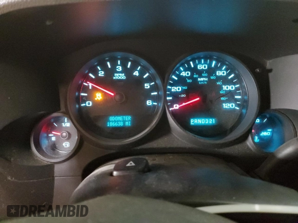 2013 Chevrolet Silverado 1500 LS with VIN 3GCPKREA8DG149398, listed as a Copart auction lot 80772843 with 186,638 mi miles and Clean Title. Bid and sale history available at DreamBid. Image 9.