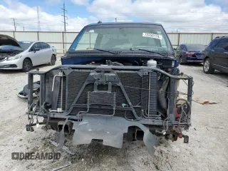 2003 Chevrolet Silverado SS z VIN 2GCEK19N531325806, wystawiony jako Copart lot #72250174 z przebiegiem Nie podano mil oraz Nie do naprawy. Historia ofert i sprzedaży dostępna na DreamBid. Obrazek 5.