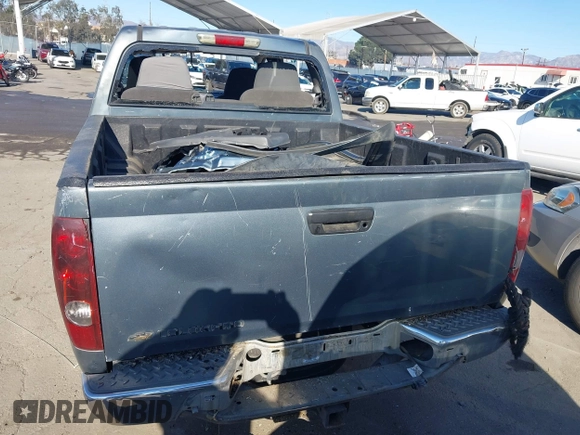 2006 Chevrolet Colorado 1LT z VIN 1GCCS136468245861, wystawiony jako IAAI lot #41299277 z przebiegiem 165 579 mil mil oraz . Historia ofert i sprzedaży dostępna na DreamBid. Obrazek 17.