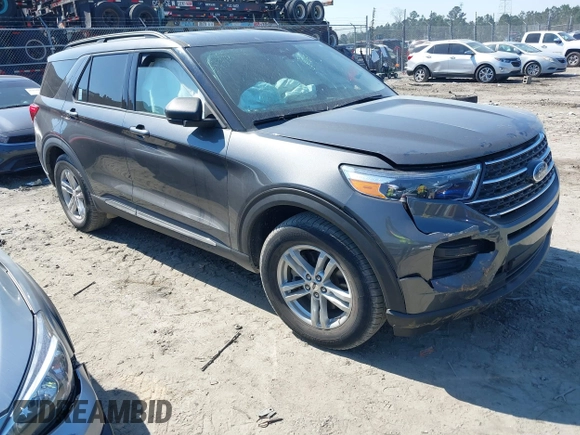 2020 Ford Explorer XLT with VIN 1FMSK7DH0LGB14180, listed as a IAAI auction lot 41671804 with 76,677 mi miles. Bid and sale history available at carsss.com. Image 1.