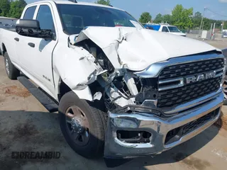 2022 Ram 2500 Tradesman with VIN 3C6UR4HJ2NG208791, listed as a IAAI auction lot 42428957 with 70,960 mi miles and . Bid and sale history available at DreamBid. Image 6.