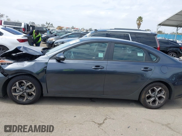 2020 Kia Forte LXS with VIN 3KPF24AD9LE165263, listed as a IAAI auction lot 41808794 with 71,217 mi miles. Bid and sale history available at carsss.com. Image 14.