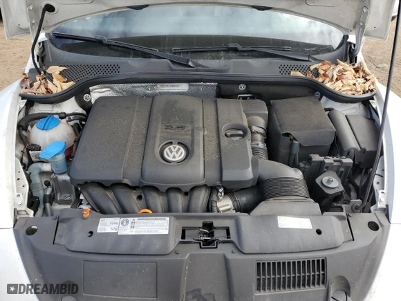 2012 Volkswagen Beetle 2.5L PZEV with VIN 3VWJP7AT7CM628377, listed as a Copart auction lot 85896624 with 75,574 mi miles and Salvage Title. Bid and sale history available at carsss.com. Image 11.