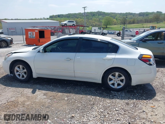 2009 Nissan Altima 2.5 S with VIN 1N4AL21E89N561120, listed as a IAAI auction lot 42020054 with 220,237 mi miles. Bid and sale history available at carsss.com. Image 14.