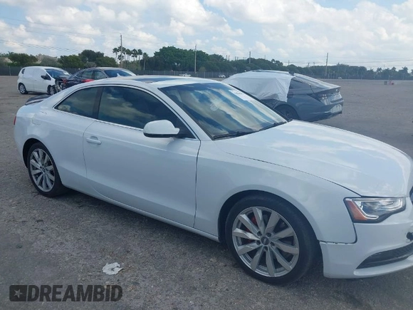 2013 Audi A5 Premium Plus z VIN WAULFAFR1DA056761, wystawiony jako IAAI lot #41894935 z przebiegiem 102 536 mil mil oraz . Historia ofert i sprzedaży dostępna na DreamBid. Obrazek 1.