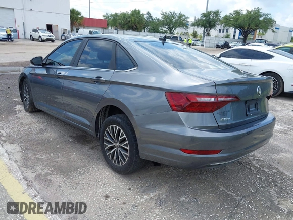 2021 Volkswagen Jetta S z VIN 3VWC57BU4MM009727, wystawiony jako IAAI lot #42339309 z przebiegiem 52 395 mil mil oraz . Historia ofert i sprzedaży dostępna na DreamBid. Obrazek 3.