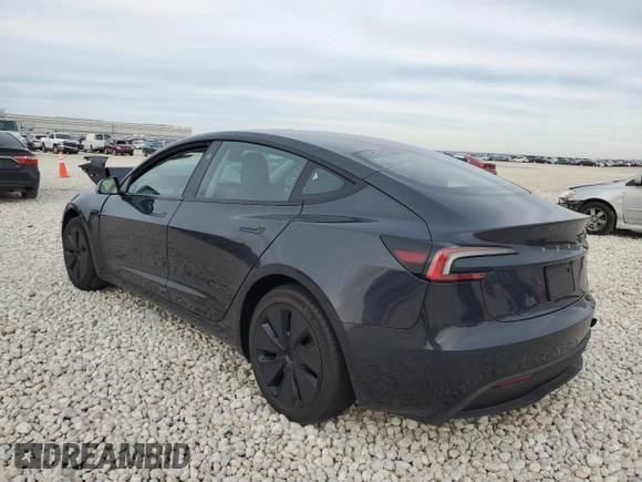 2024 Tesla Model 3 z VIN 5YJ3E1EA6RF864393, wystawiony jako Copart lot #41414425 z przebiegiem 1 529 mil mil oraz Szkoda całkowita • Salvage title. Historia ofert i sprzedaży dostępna na DreamBid. Obrazek 2.